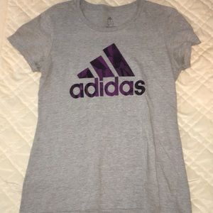 Adidas tee